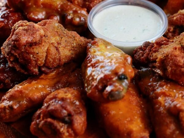 10 Wings & 5 pcs Fish