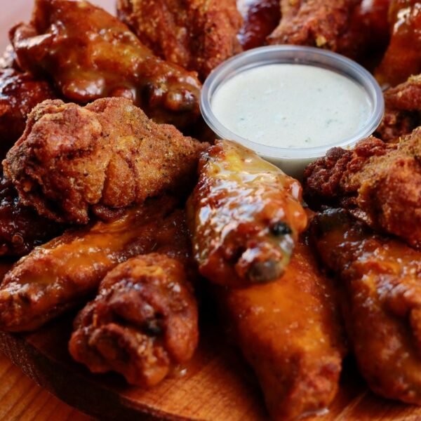 10 Wings & 5 pcs Fish