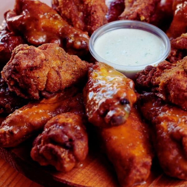 20 Buffalo Wings
